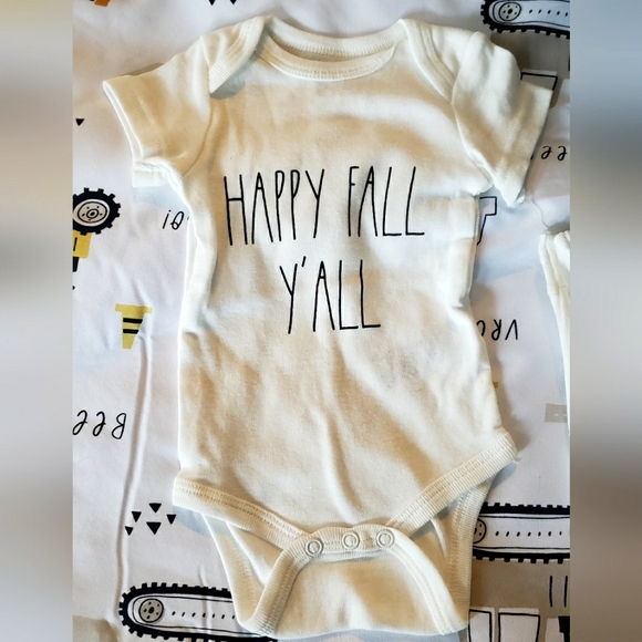 New Rae Dunn Baby Fall 🍁 diapershirts set x3 0-3 months - Picture 3 of 3